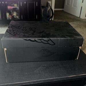 Air Jordan 1 Mid SE Craft size 10. Original box and original receipt. Worn twice